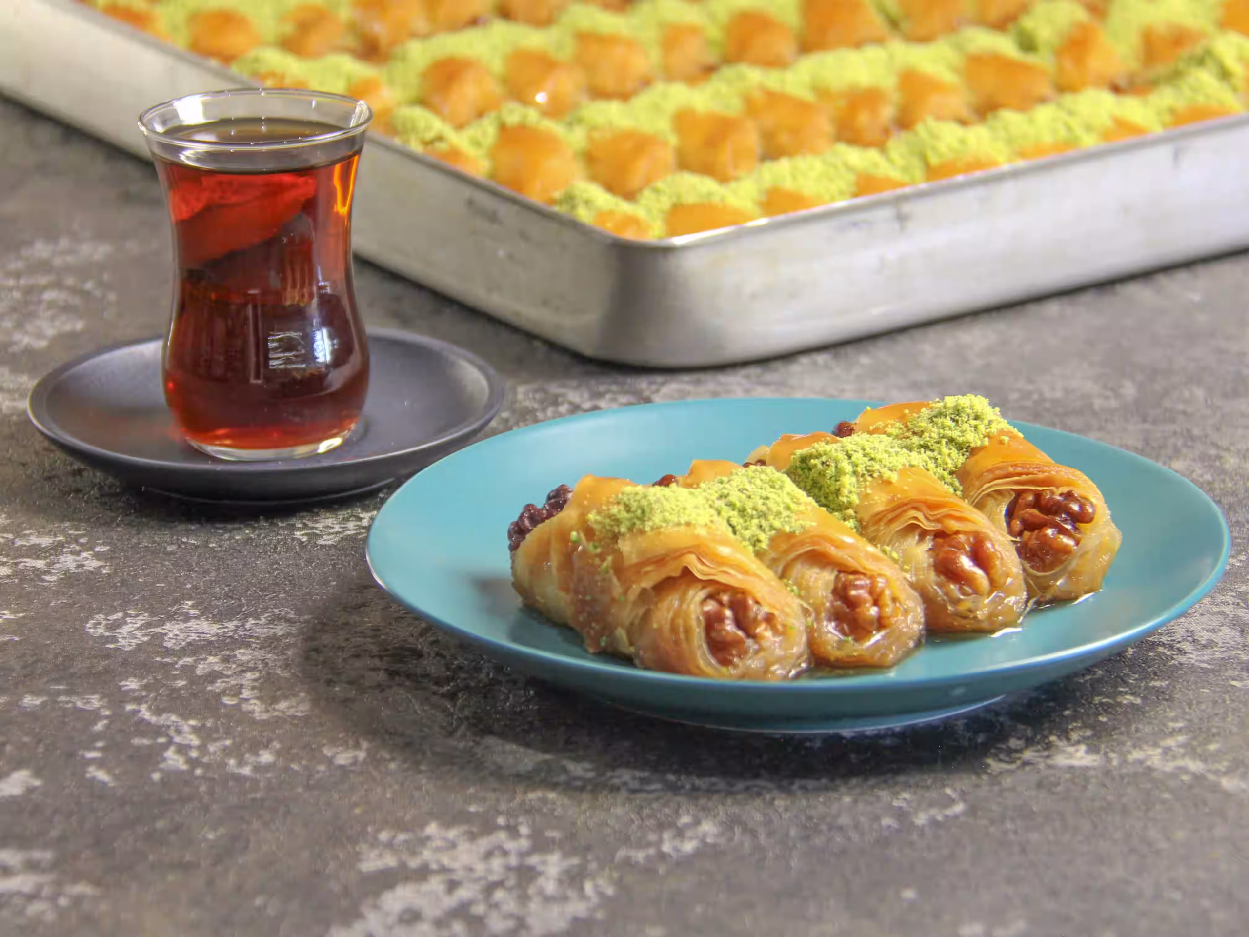 Creamy baklava with walnuts