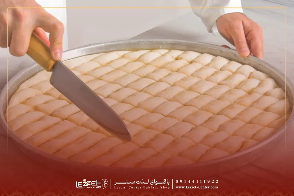 مراحل تهیه باقلوا خانگی